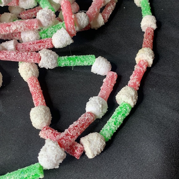Set of 4 vintage 8 foot (32 feet total) sugared candy Christmas tree garlands - Picture 2 of 8